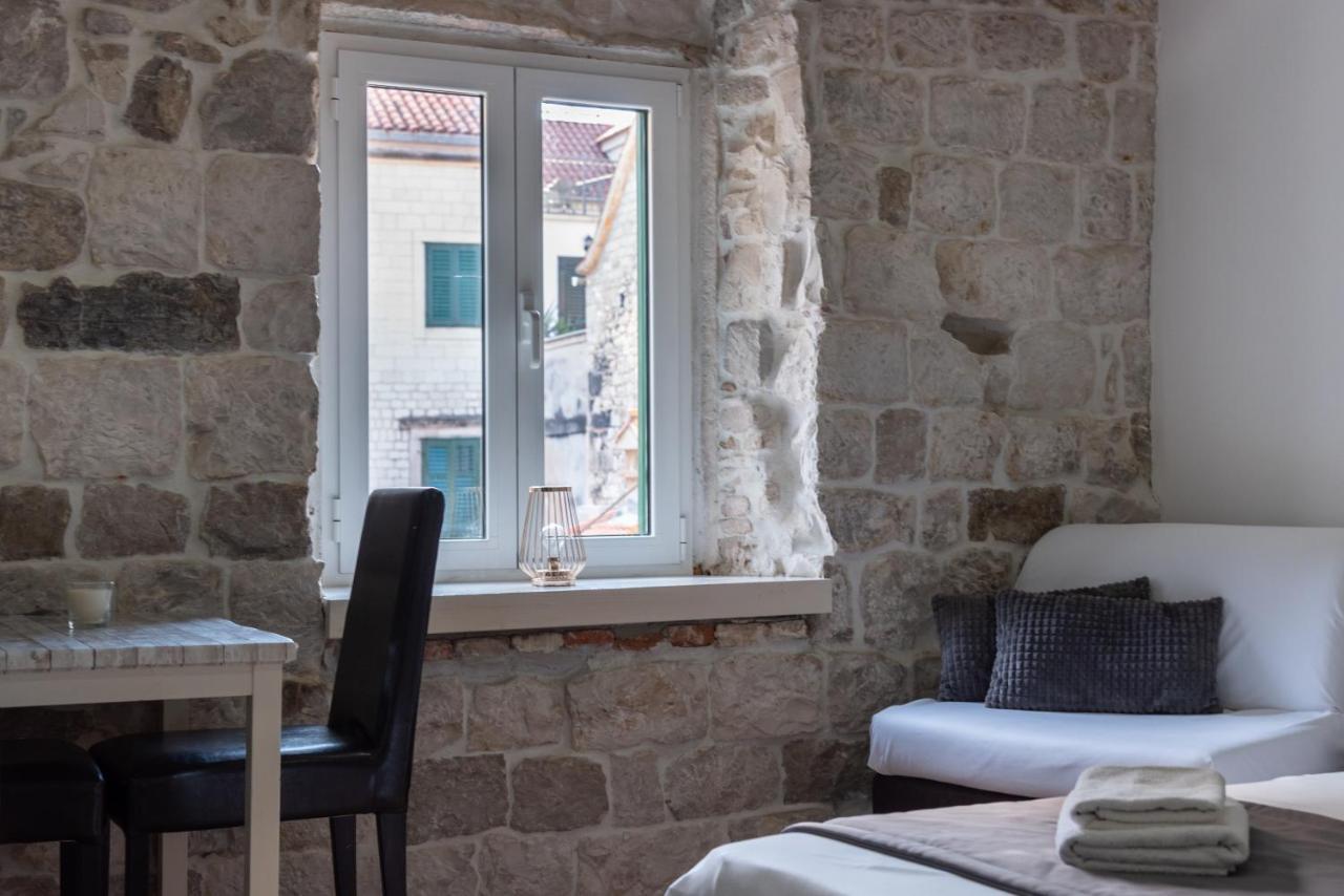 Camenno Apartments-The Heart Of Diocletian'S Palace-Open All Winter! Split Exteriér fotografie