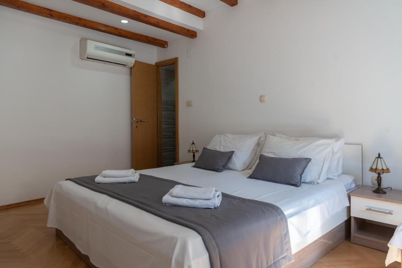 Camenno Apartments-The Heart Of Diocletian'S Palace-Open All Winter! Split Exteriér fotografie