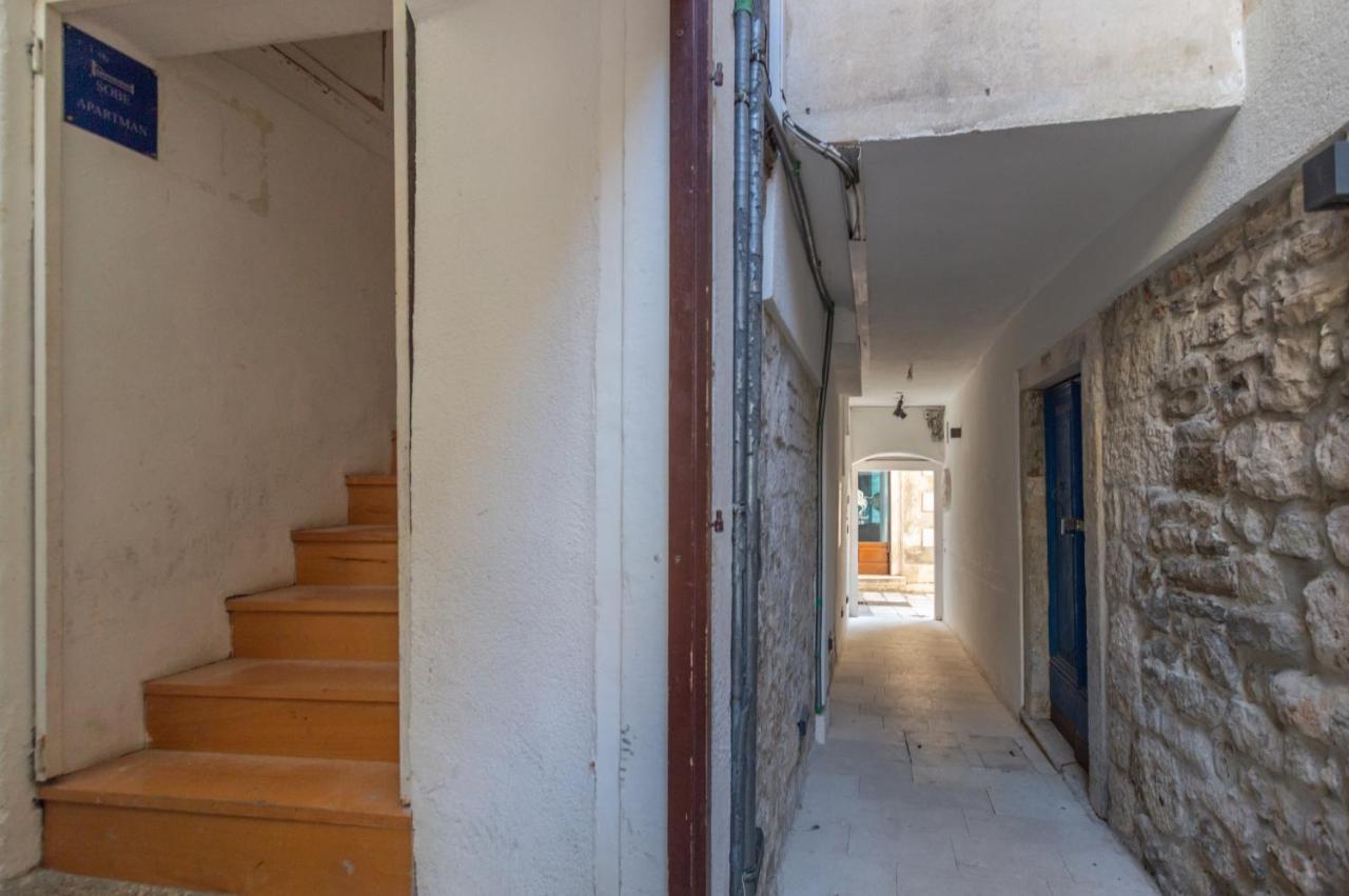 Camenno Apartments-The Heart Of Diocletian'S Palace-Open All Winter! Split Exteriér fotografie